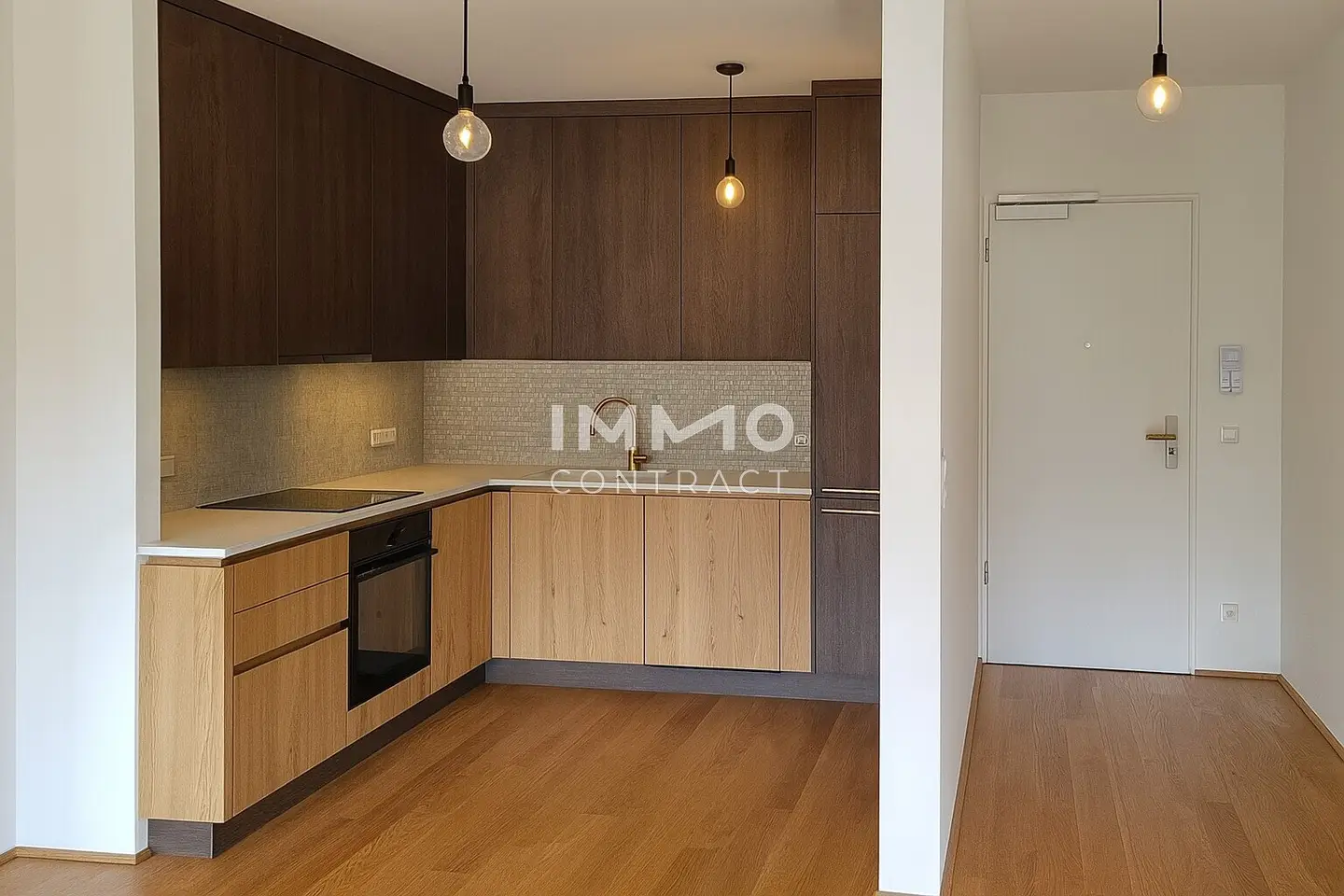 Newly built first occupancy apartment Hirschfeld balcony