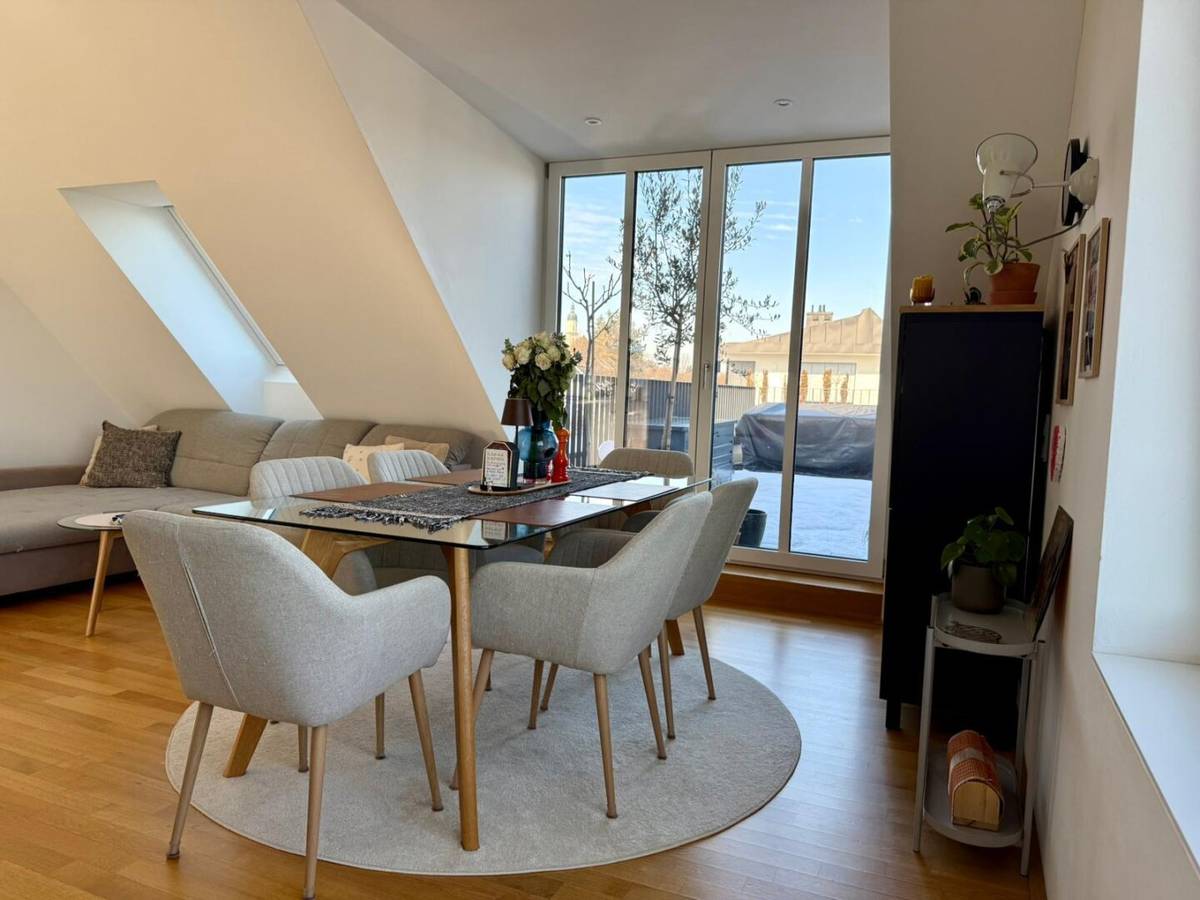 Dachgeschoss-Wohnung mit Panoramablick in Liefering in ruhiger Lage