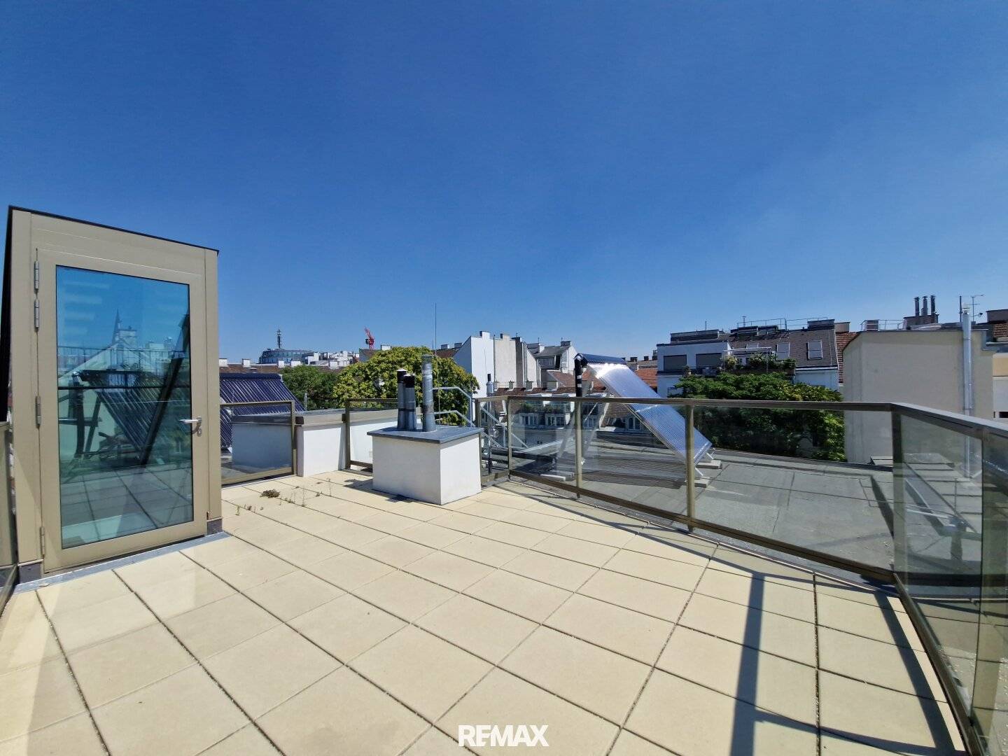 Attic apartment newly built with rooftop terrace