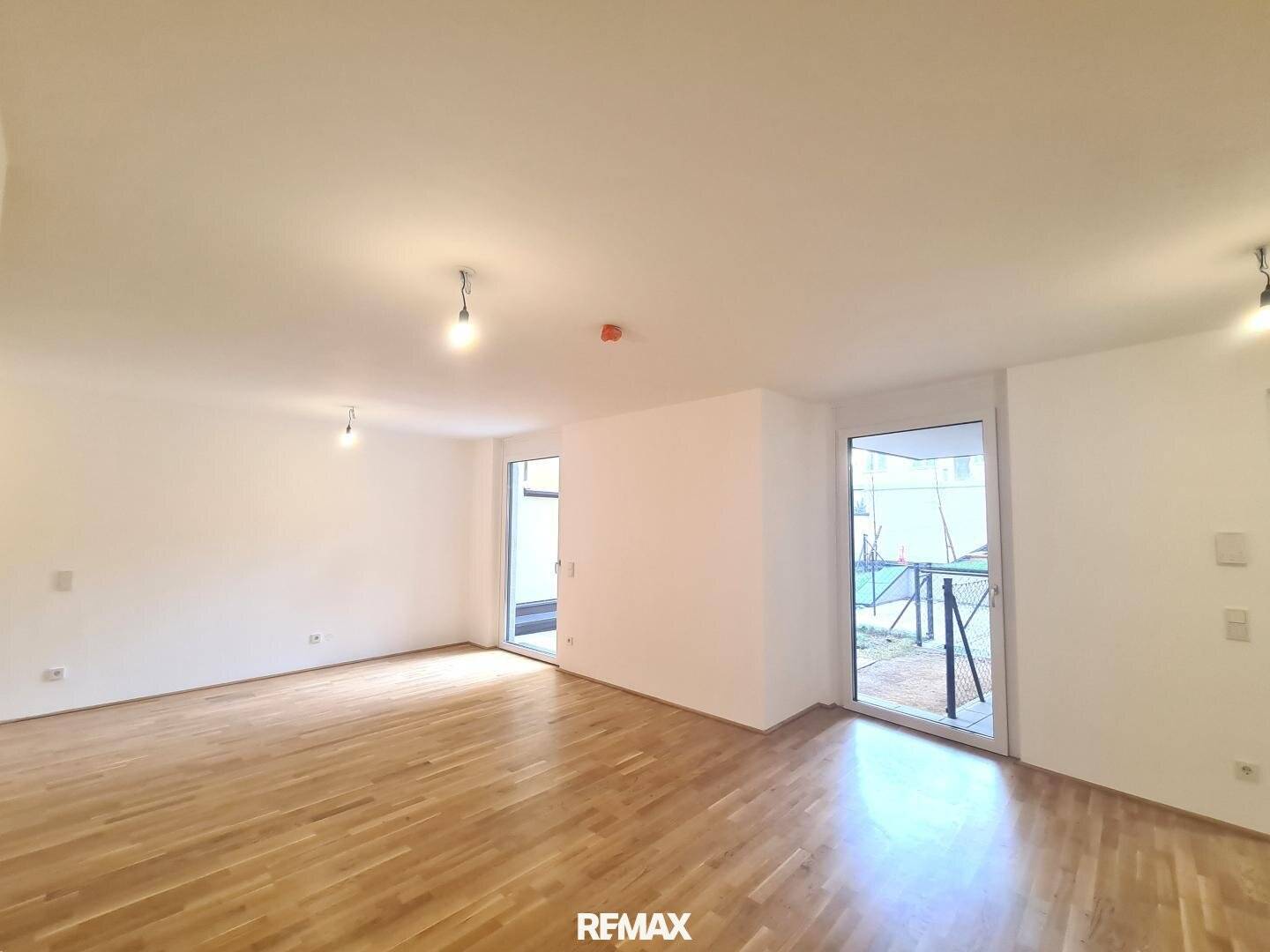 Wohnung hofseitige Terrasse Garten Erstbezug