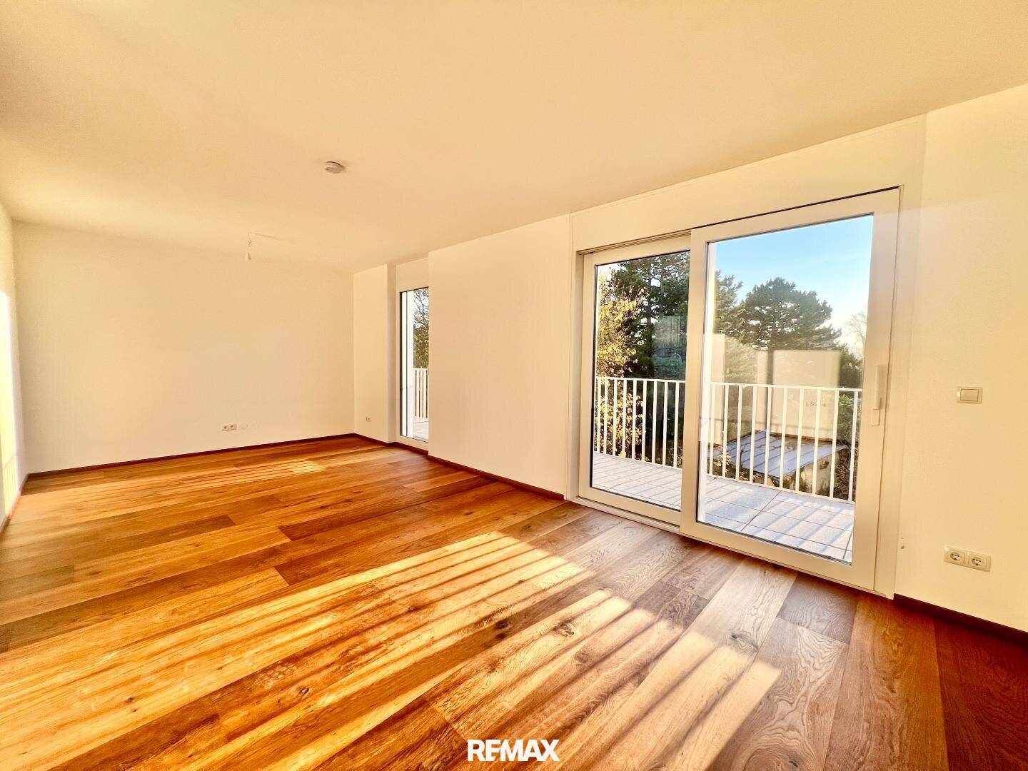 Newly built top floor apartment near Old Danube