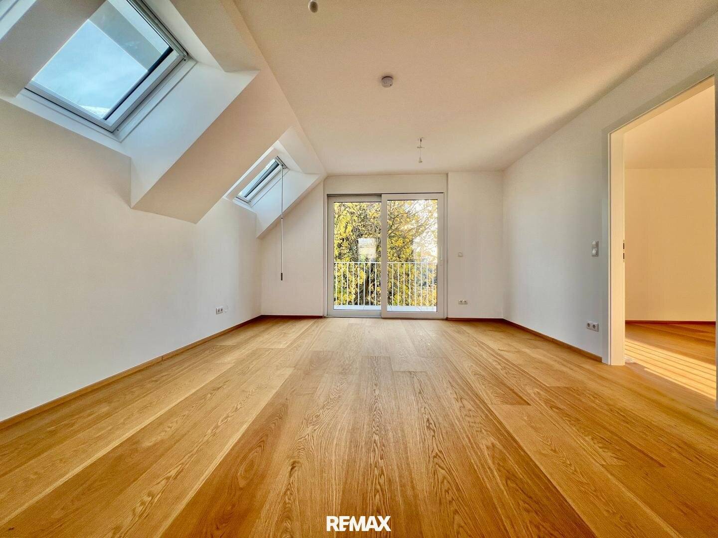 Newly built top floor apartment near Old Danube