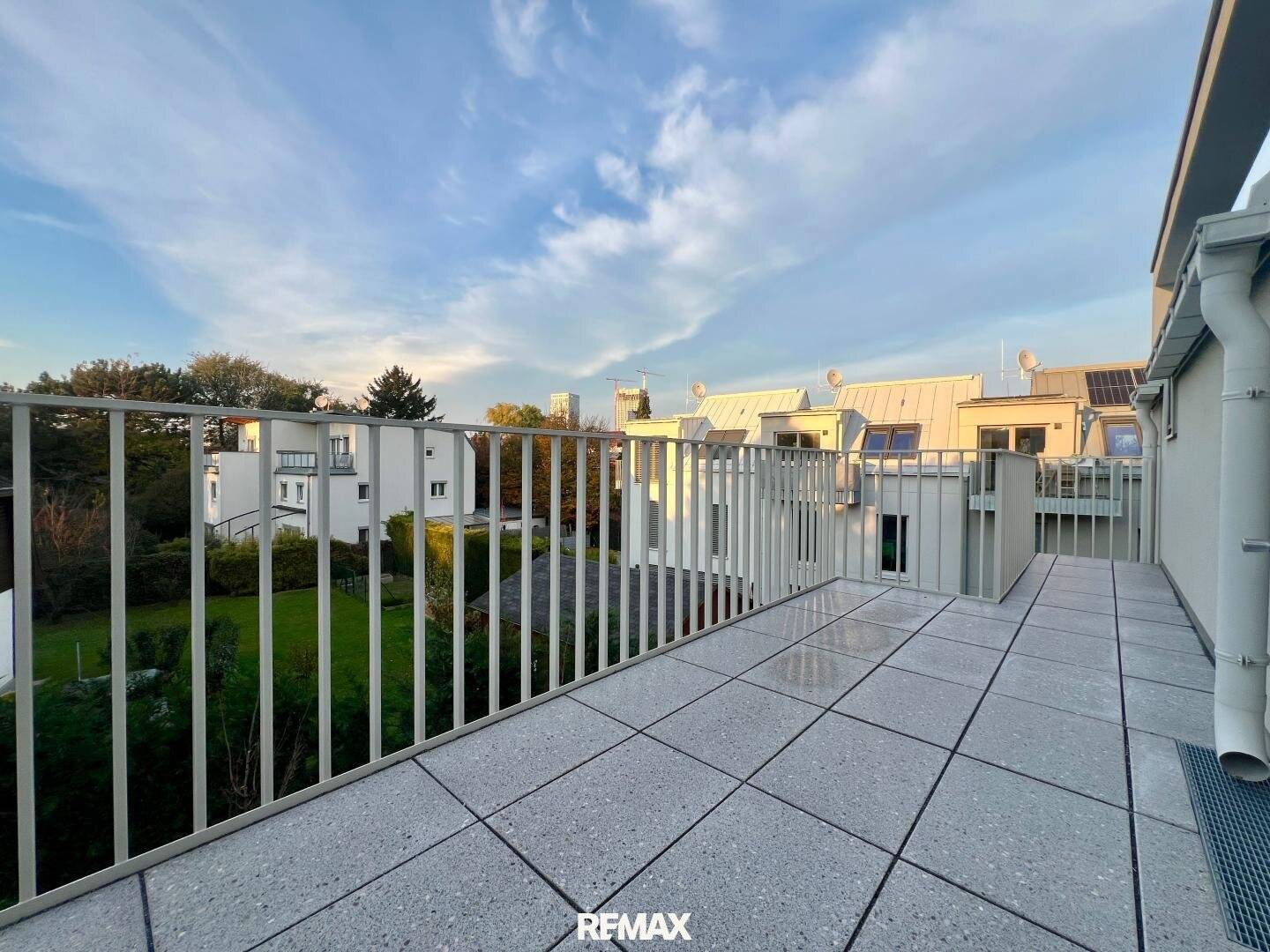 Dachgeschosswohnung mit Südterrasse nahe Alte Donau