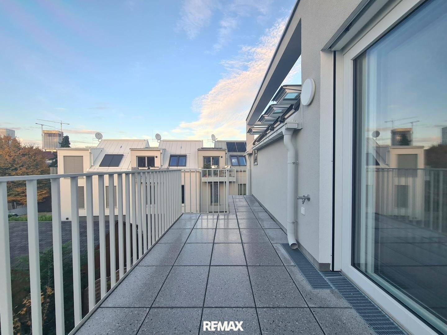 Dachgeschosswohnung mit Südterrasse nahe Alte Donau