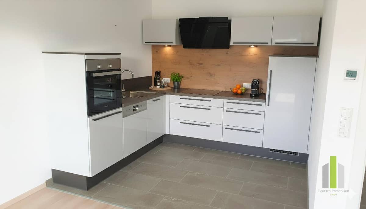 Moderne 3-Zimmer-Wohnung in Bürmoos Zentrum mit Süd-/West-Balkon