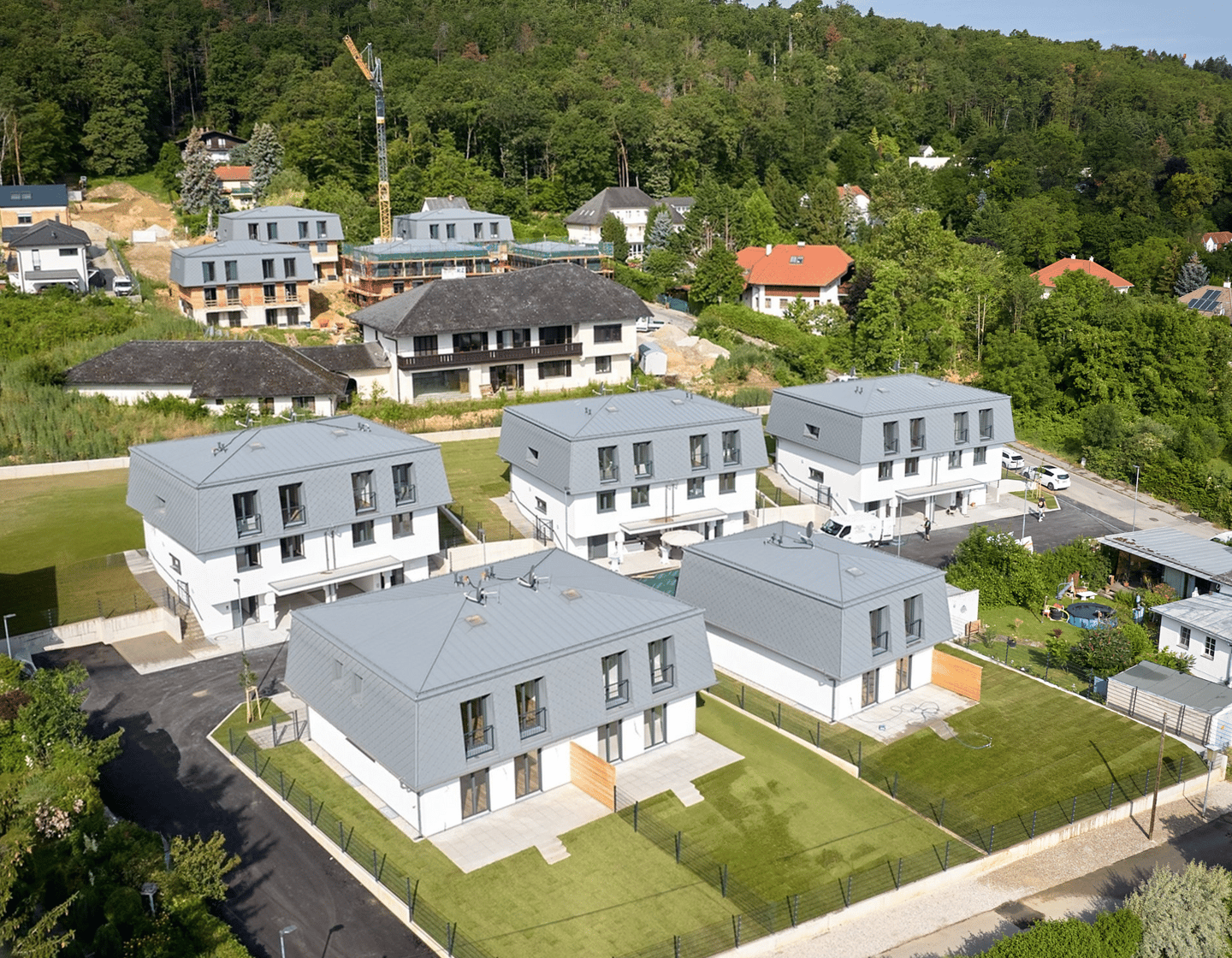 Modernes Reihenhaus in Bad Sauerbrunn mit Garten, Terrasse & Carport