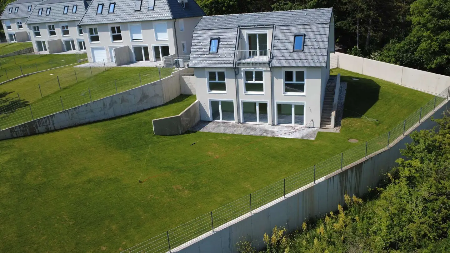 Erstbezug: Großzügiges Einfamilienhaus in Bad Fischau mit Garten