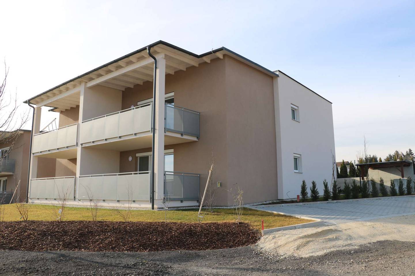 Wohnung mit sonnigem Balkon in gepflegtem Zustand