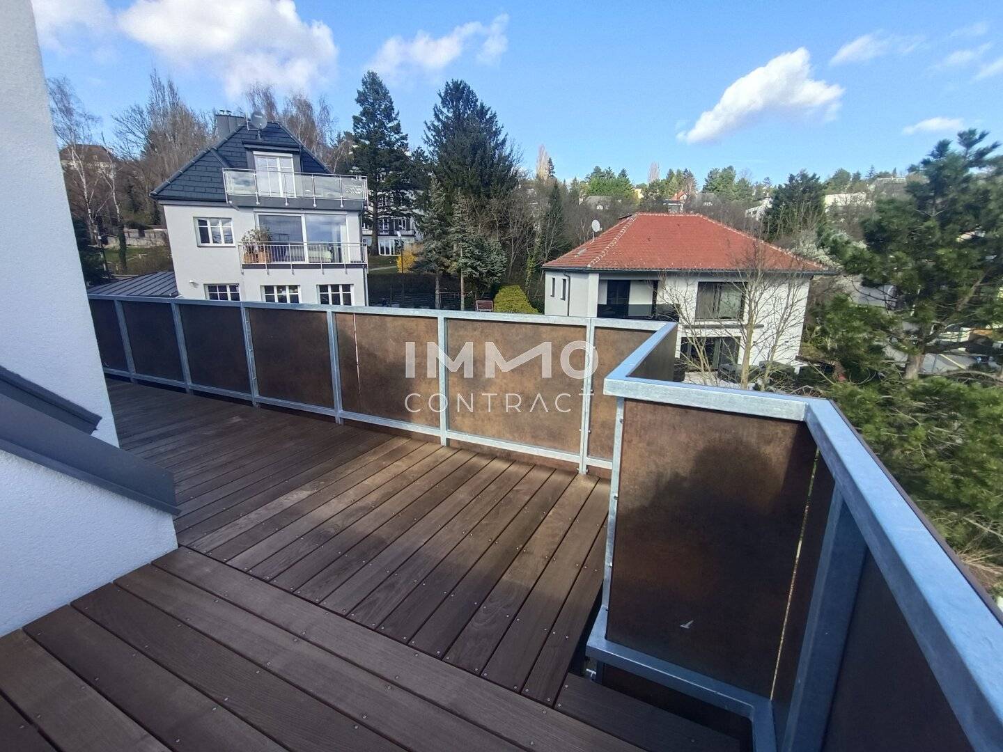 Apartment Hernals with roof terrace no commission