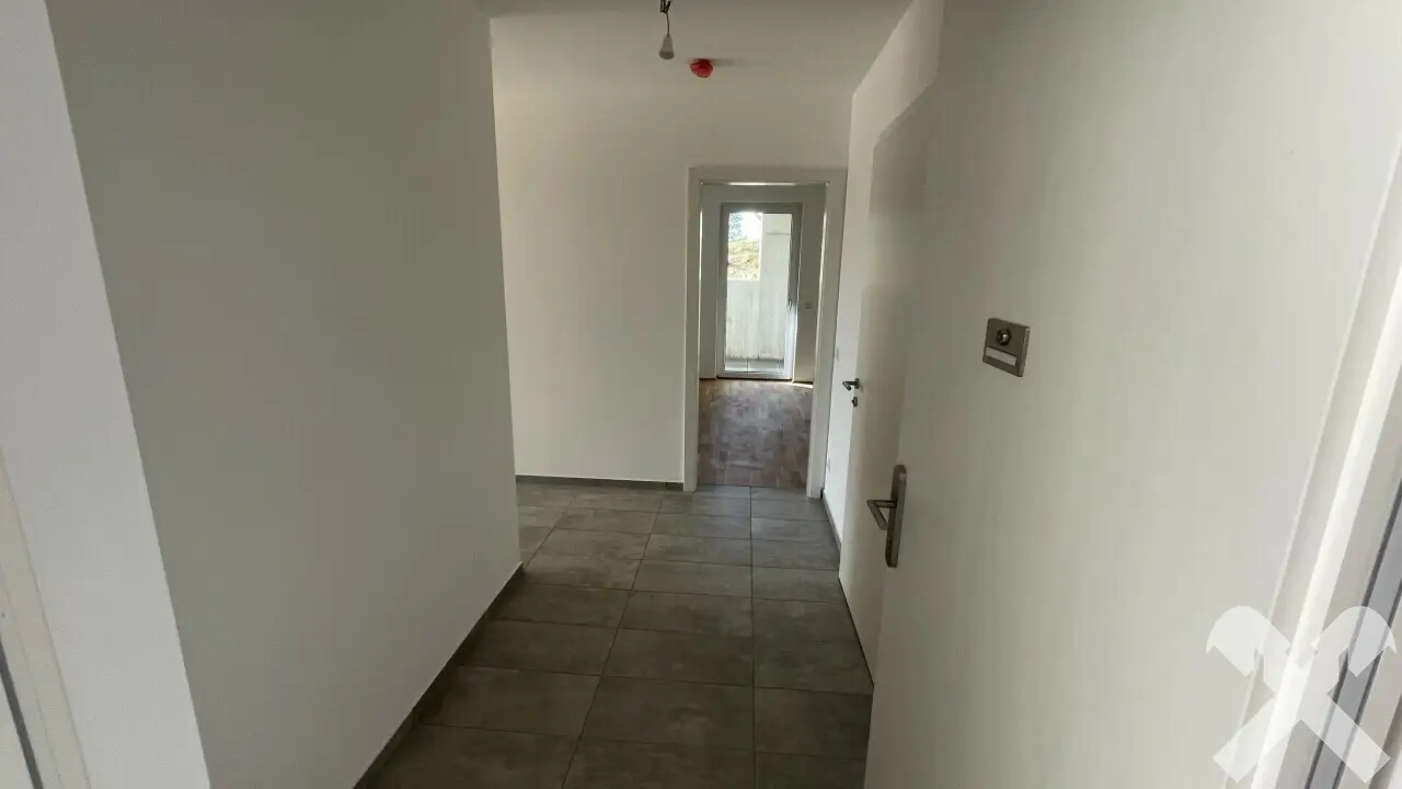 Ground floor apartment with large garden and view