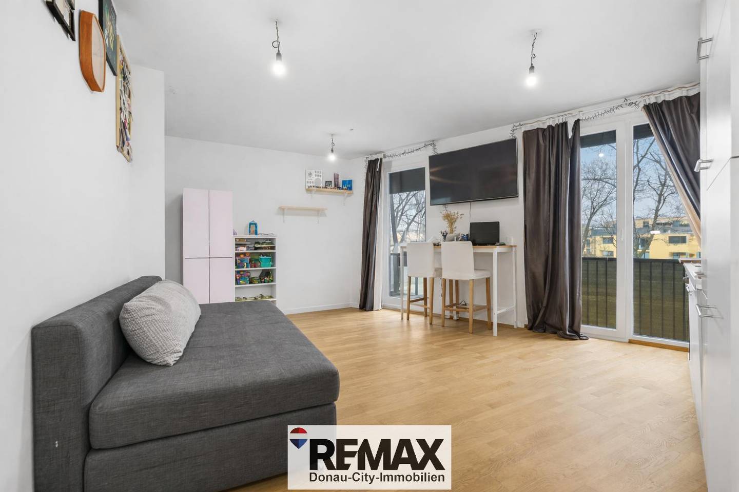 Wohnung Loggia Balkon am Siegesplatz U2