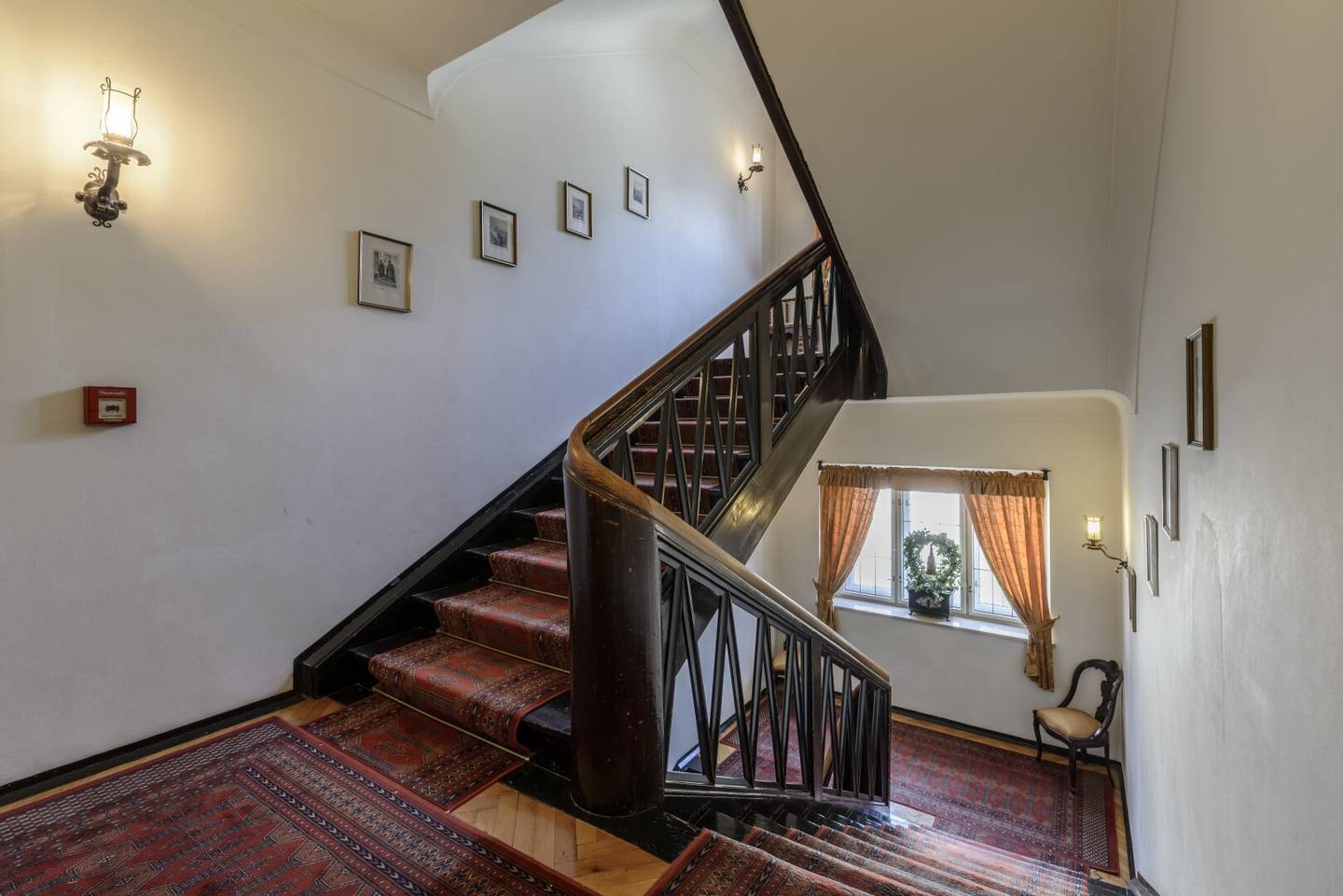 Historisches Schlosshotel in Tirol – Innenstadtlage & Potenzial