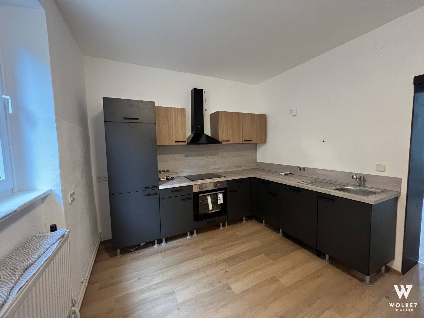 Provisionsfrei: Modernes Studentenzimmer (15 m²) im Grünen nahe Uni in Krems-Stein