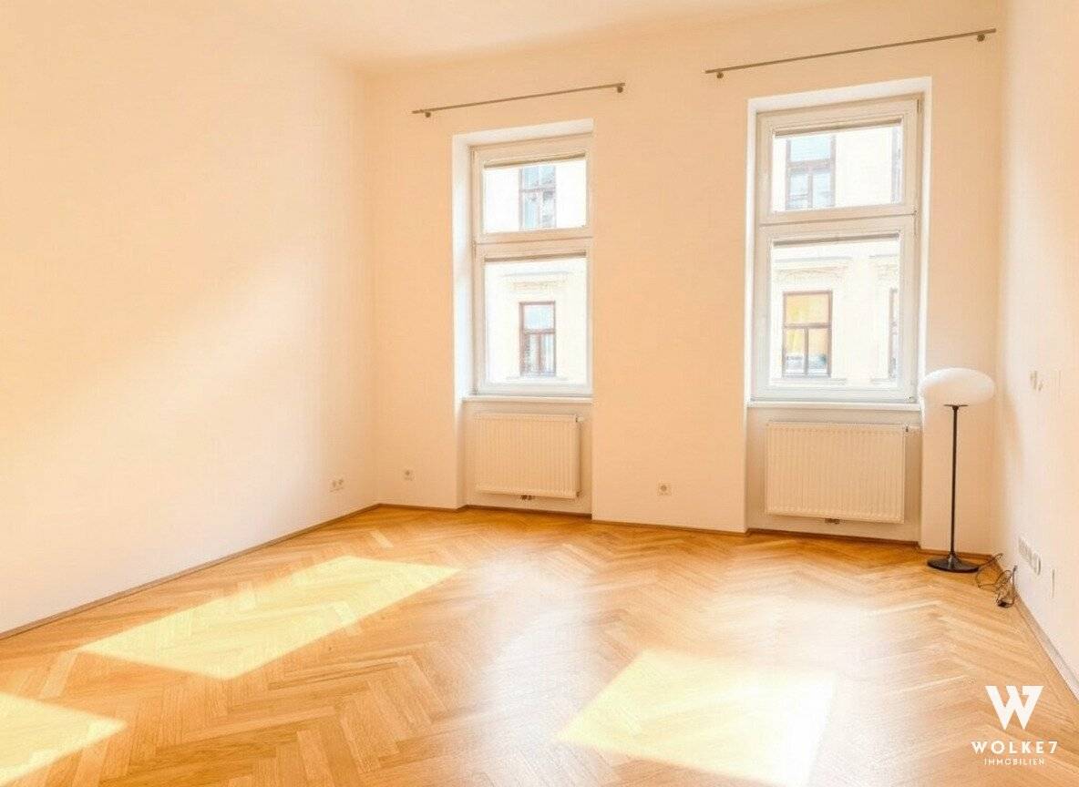 Apartment with lift in renovated historic building near Eurospar