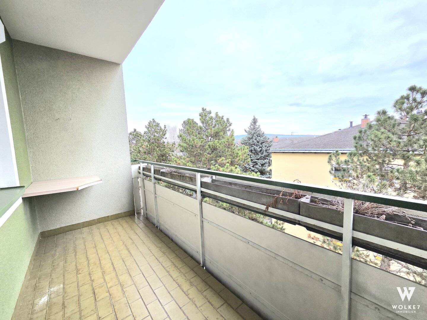 Wohnung mit zwei Loggien in zentraler Lage