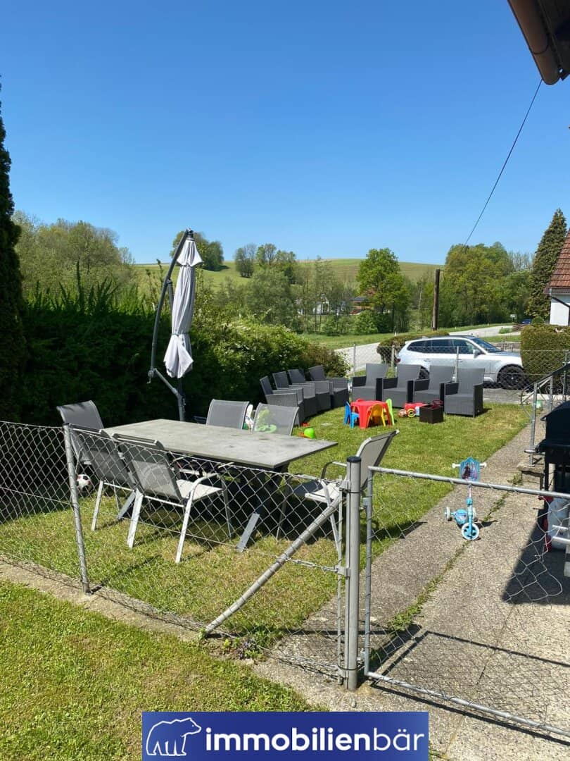 Gemütliches Haus mit Terrasse und Garten