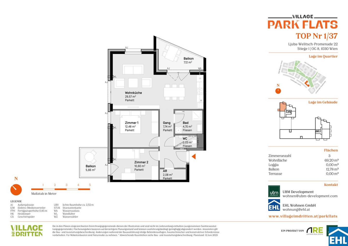 Apartment with two balconies near park