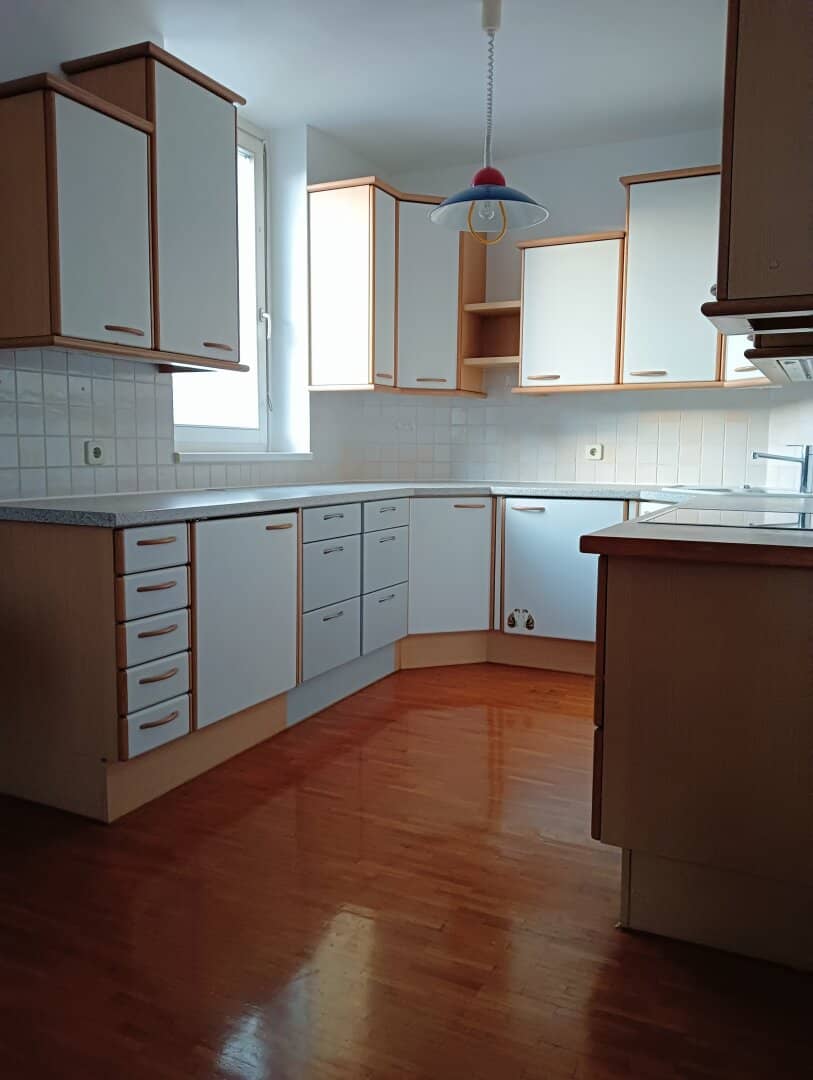 Apartment in Graz St Peter Balcony and Parking