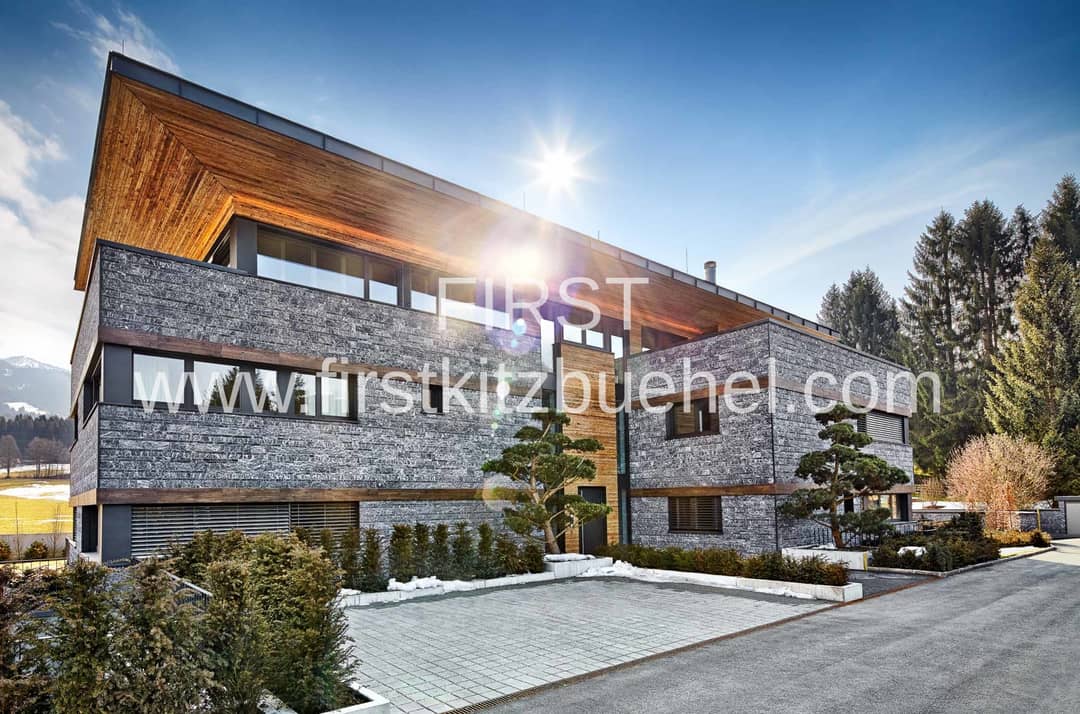 Penthouse with 360 degree panoramic view and rooftop terrace with whirlpool