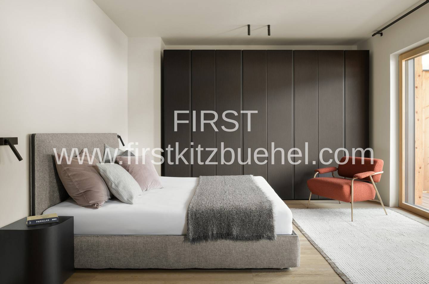 Penthouse with gas fireplace and sauna and terrace