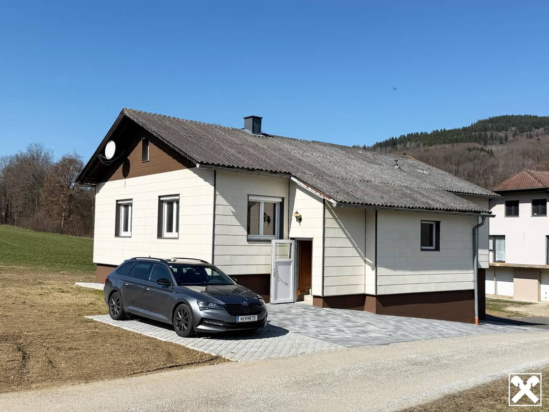 Einfamilienhaus in Laimbach am Ostrong, entkernt, großer Garten