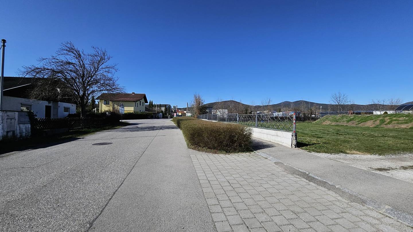 Traumhaftes Mehrfamilienhaus in Bad Vöslau – Viel Platz & Pflegeleicht