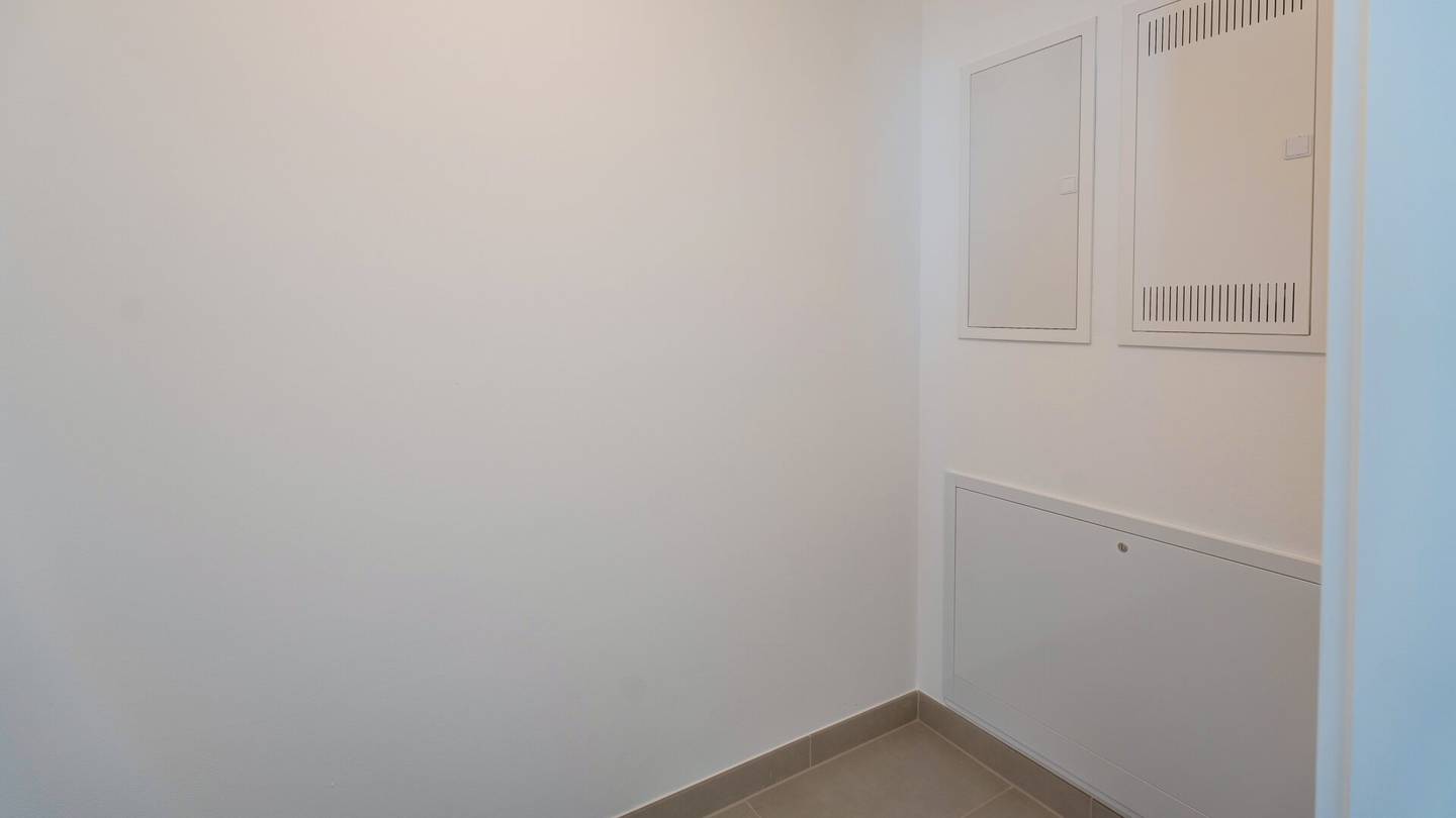 Neubau Wohnung Erstbezug mit Loggia nahe Bahnhof