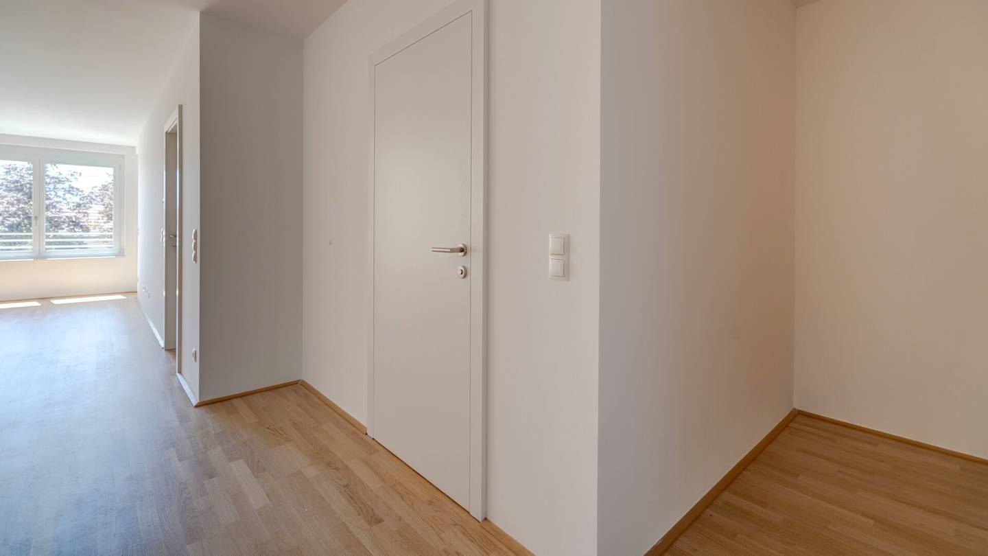 Erstbezug Wohnung mit Loggia nahe dem Bahnhof