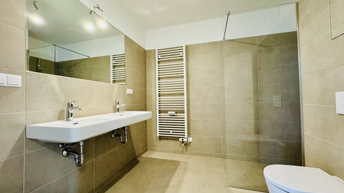 Dachgeschosswohnung Erstbezug mit Balkon und Terrasse