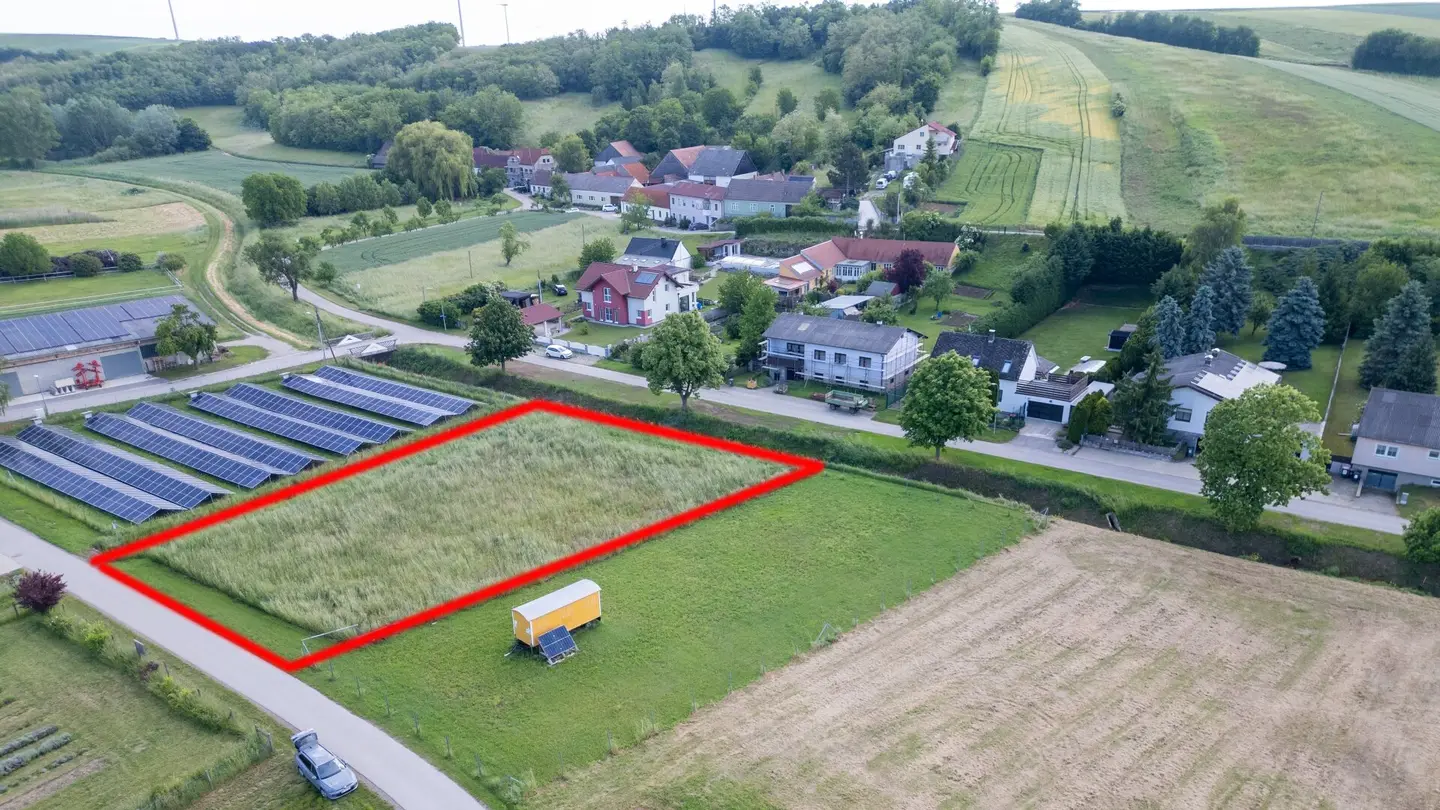 Großes Grundstück in Ruhelage! Erfüllen Sie sich ihren Traum vom Haus!