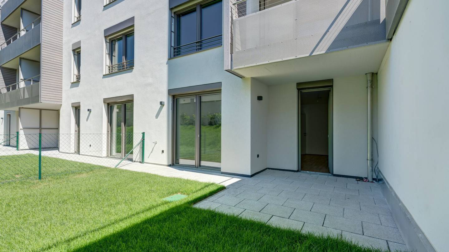 Erstbezug Wohnung im Grünen mit Garten und Terrasse