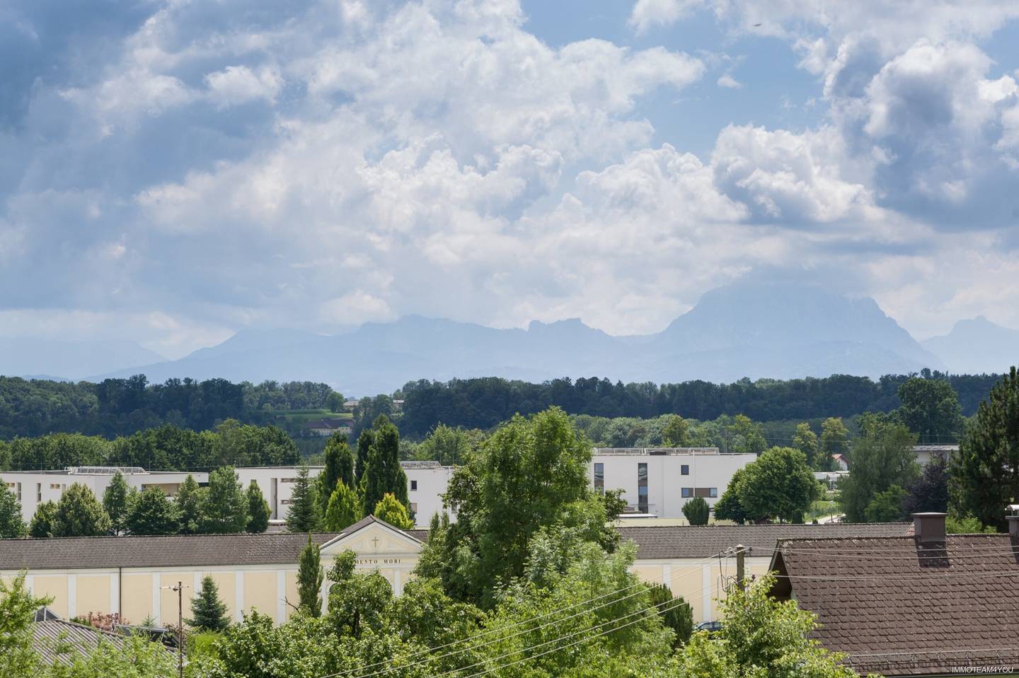 Ground floor apartment with Traunstein view