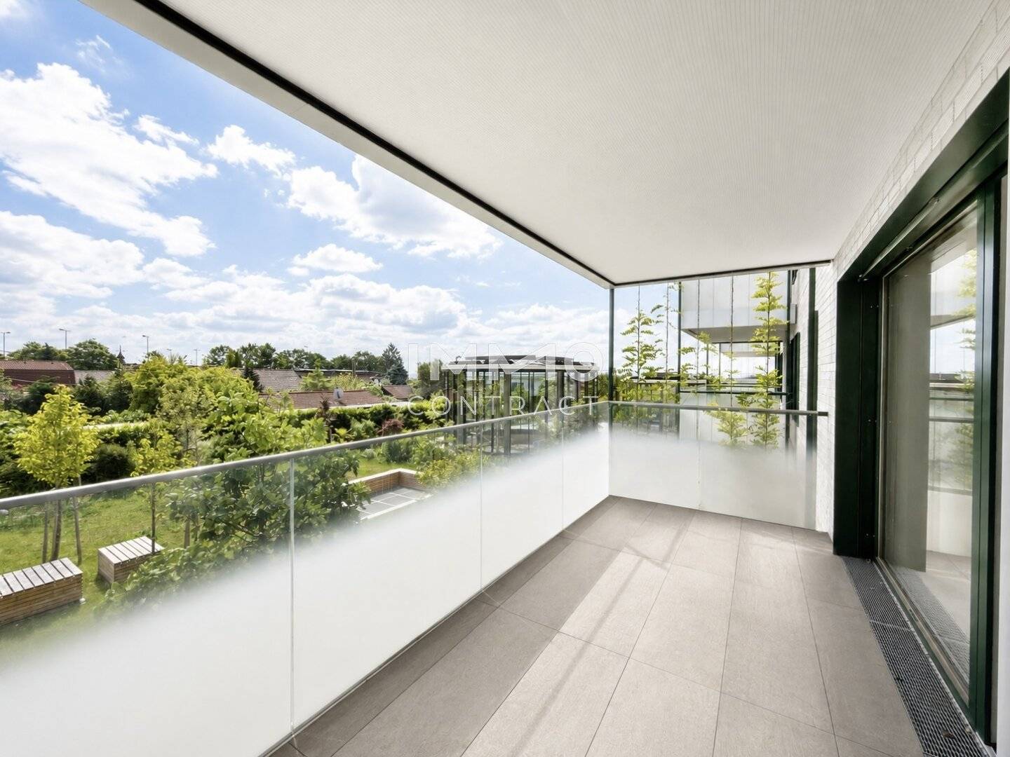 Erstbezug mit Balkon und Garten in Grünlage