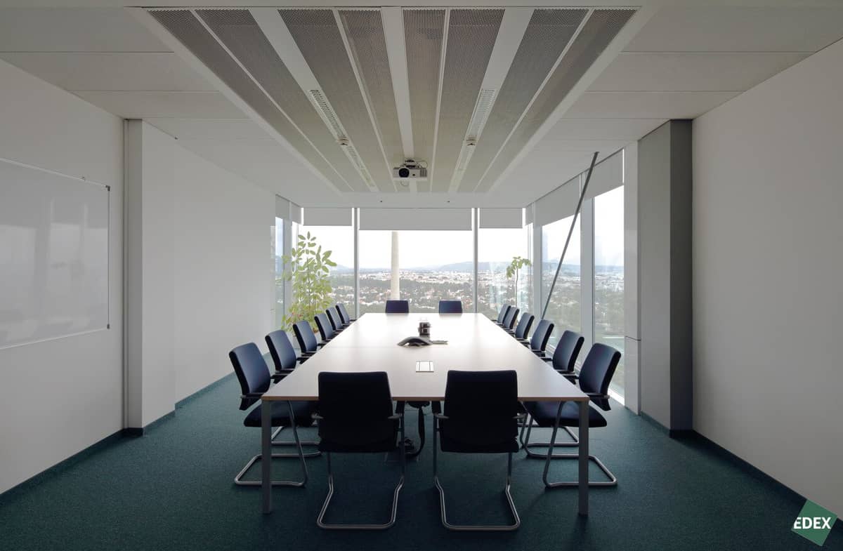 Hochwertige Bürofläche im Saturn Tower, Donau-City, Wien mit Terrassen