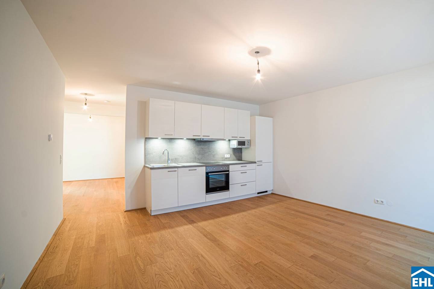 Attractive 2-room apartment with balcony in Floridsdorf quiet location