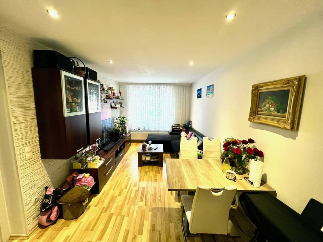 Wohnung mit gutem Grundriss und guter Anbindung