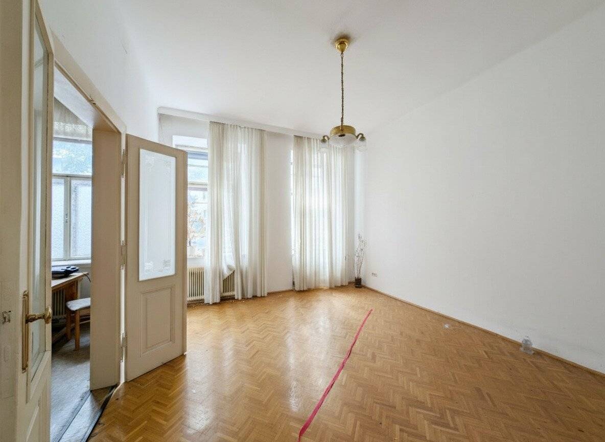 ++NEU++ Sanierungsbedürftige 2-Zimmer Altbau-Wohnung im Erdgeschoss - großes Umbau-Potential