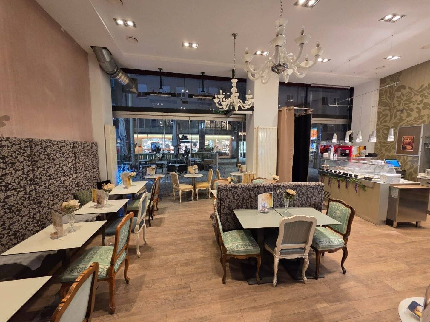 Opportunity No takeover fee Pedestrian zone Large garden Cafe Pastry shop Bistro Gastrotel Immobilien