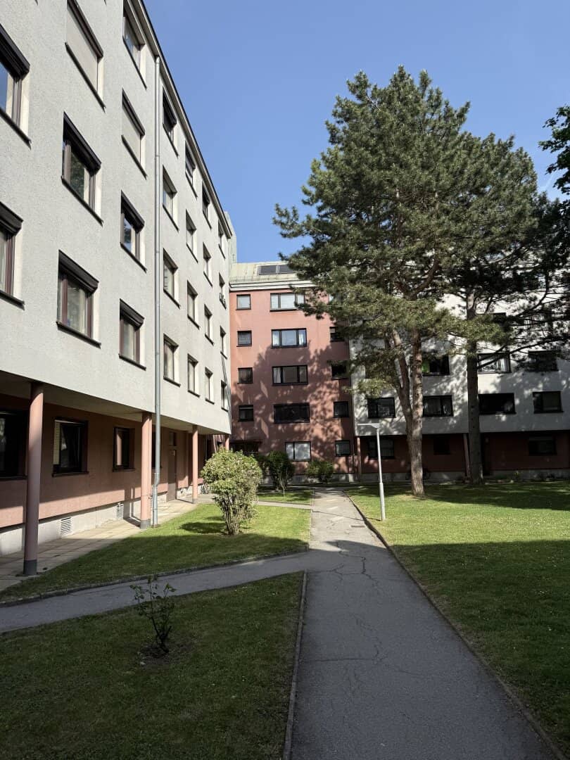 Dachgeschosswohnung Generalsanierte mit Lift Zentrallage