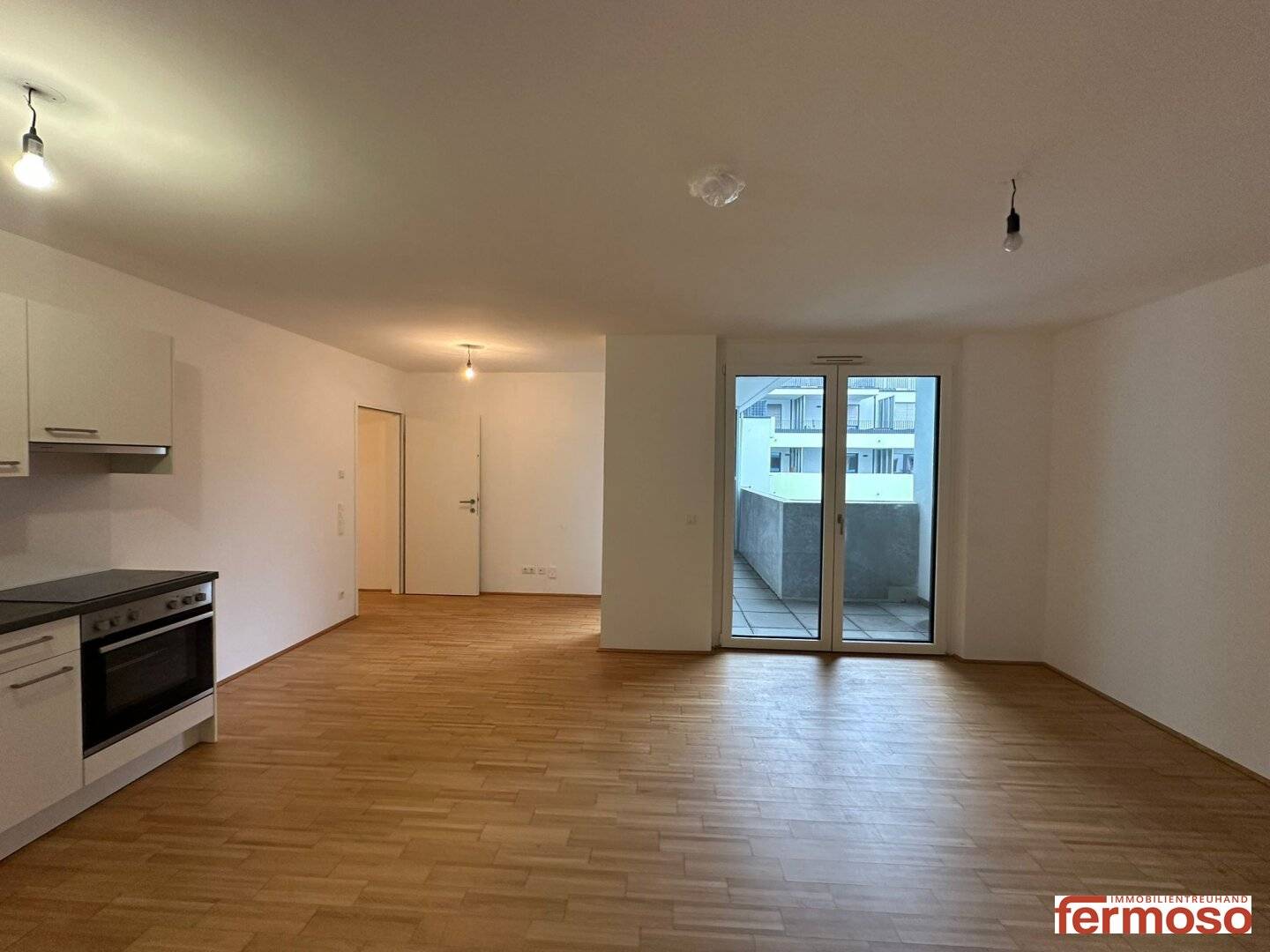 Neubauwohnung mit Balkon nahe Höchstädtplatz