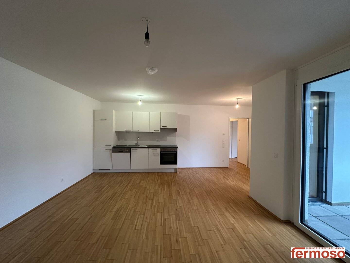 Neubauwohnung mit Balkon nahe Höchstädtplatz