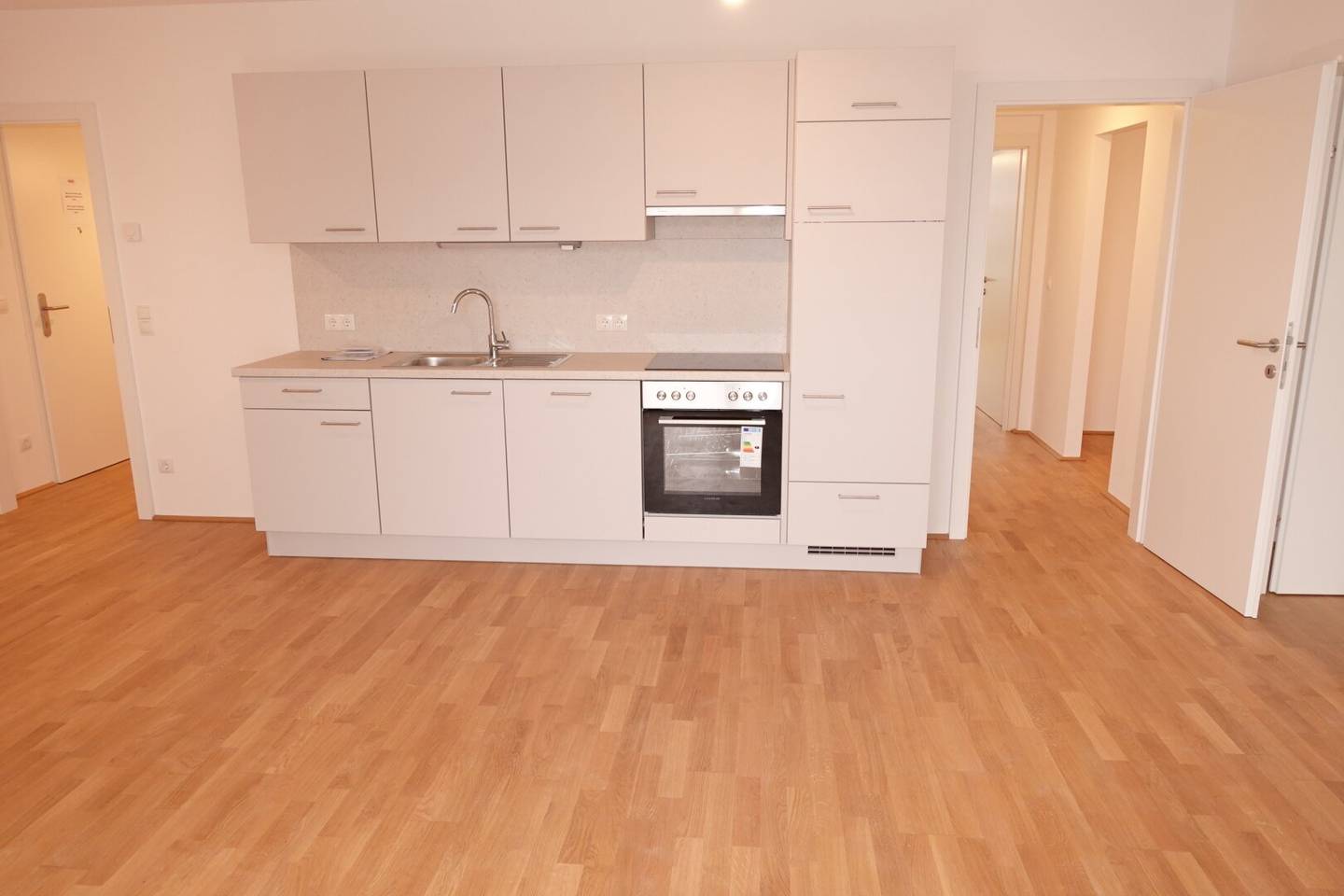 Top floor apartment newly built with balcony and lift
