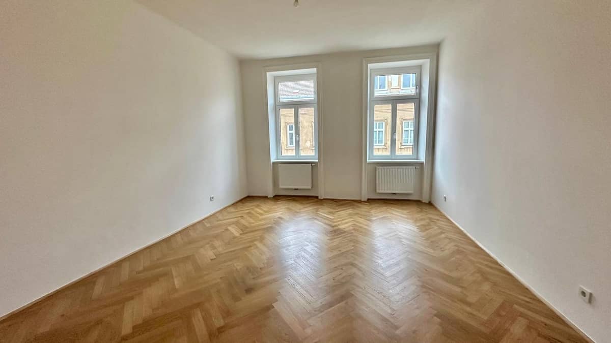 Helle 2-Zimmer-Altbauwohnung mit Veranda in Top-Lage Wiens 1180 nähe U6