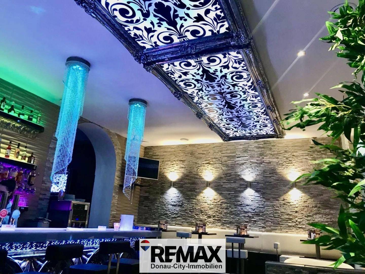 "Exklusive Gastro-Chance: Stylishe Bar mit Restaurant-Potenzial in Bestlage"