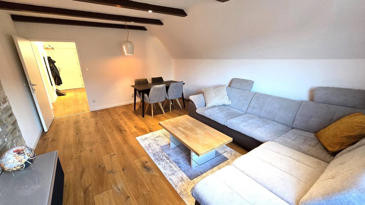 Dachgeschosswohnung mit Grünblick Föhrenberge