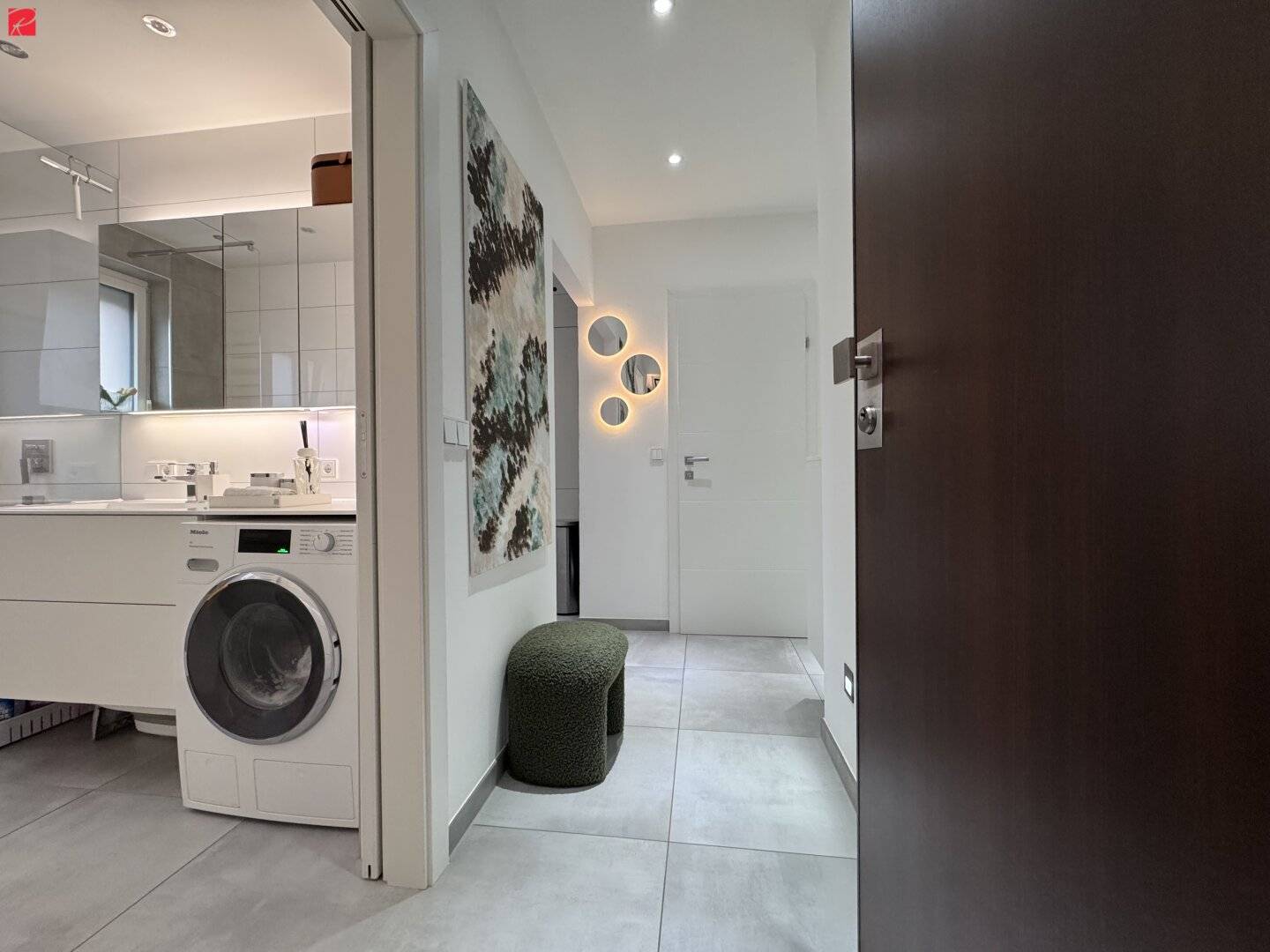 Wohnung hochwertig saniert mit Balkon nahe Wasserwald