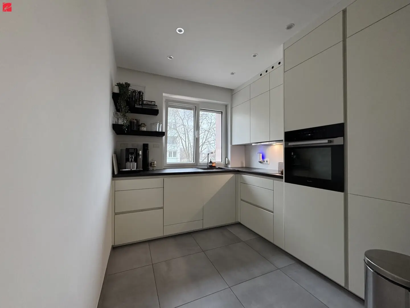 Wohnung hochwertig saniert mit Balkon nahe Wasserwald