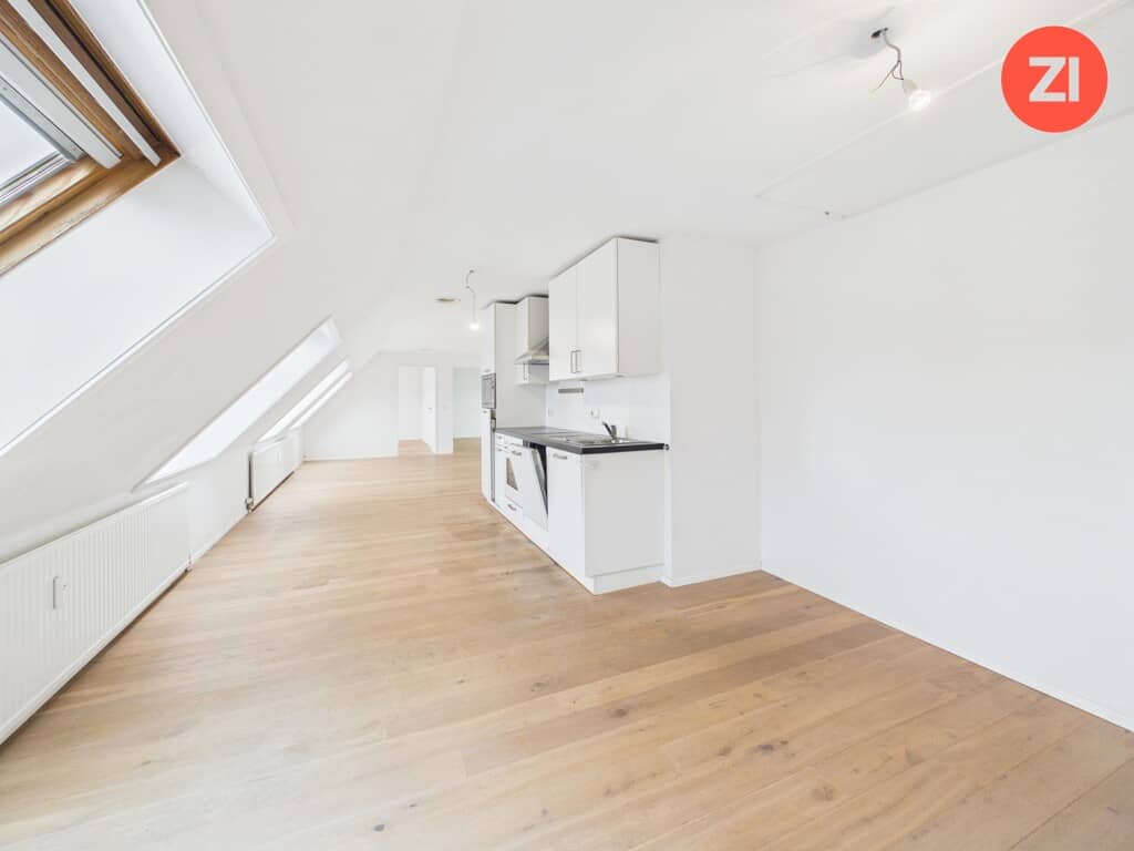 3-Zimmer-Dachgeschosswohnung mit Küche in Linz nahe Volksgarten