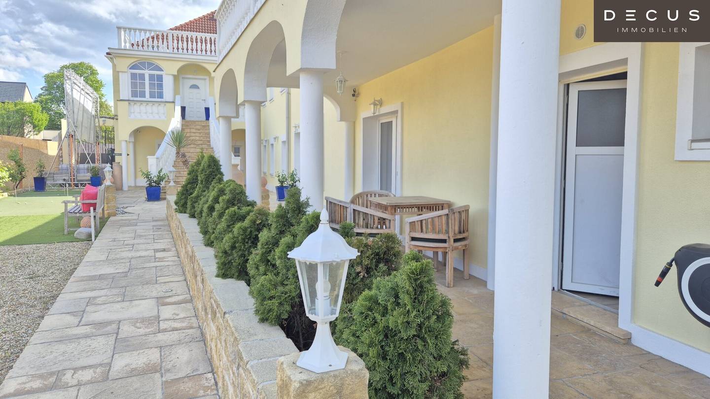 Unrented investment property | 1 main residence | 2 secondary residences | Office