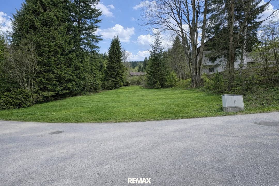 Sonniges 798 m² Baugrundstück in Steinhaus am Semmering, Wohngebiet